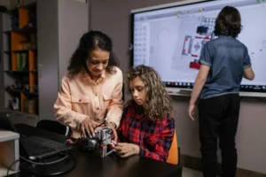 Integrating IT Solutions for Modern Classrooms